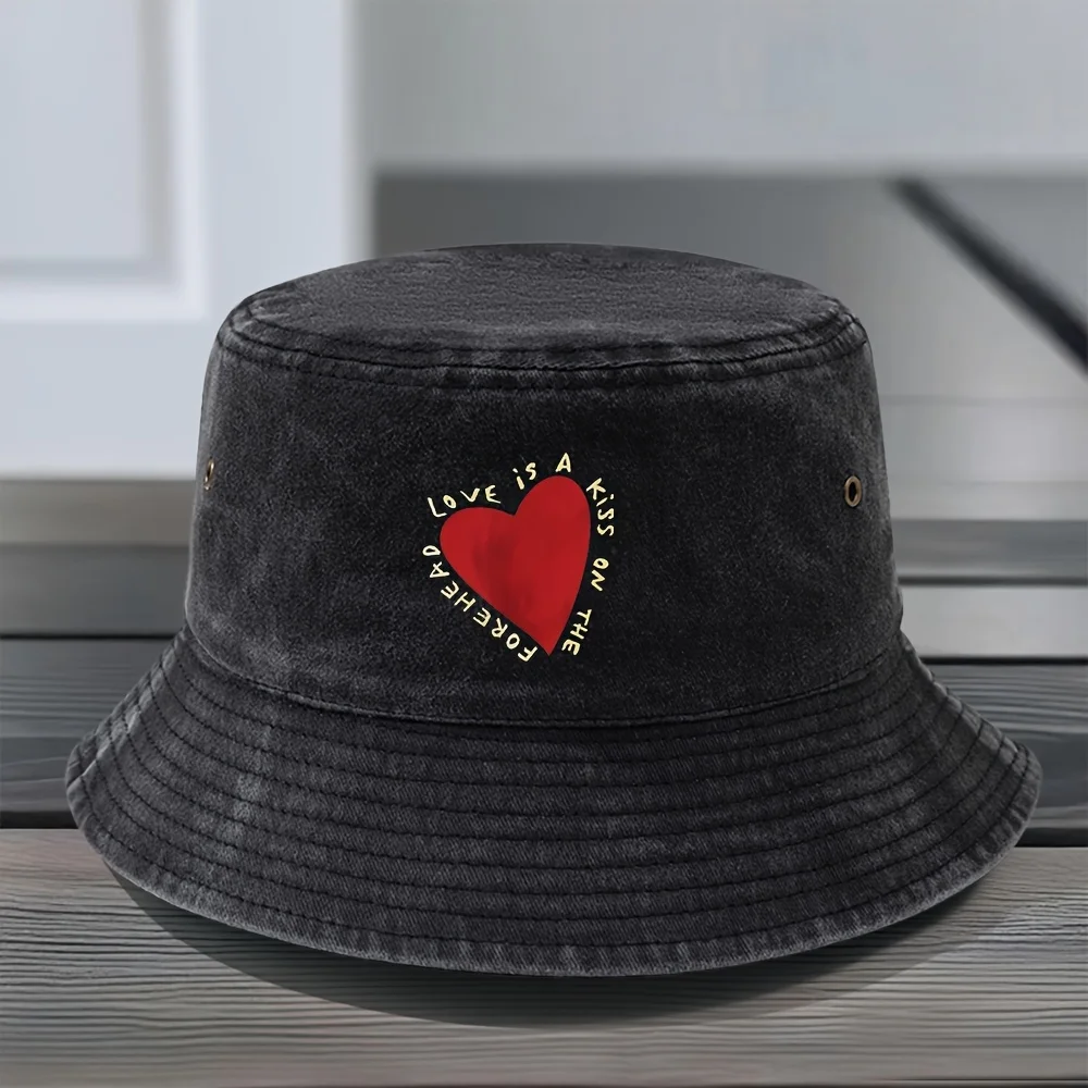 A Classic Women'S Printed Fisherman'S Hat, Suitable for Both Men And Women, Featuring a Vintage Washed Look for Outdoor Casual W