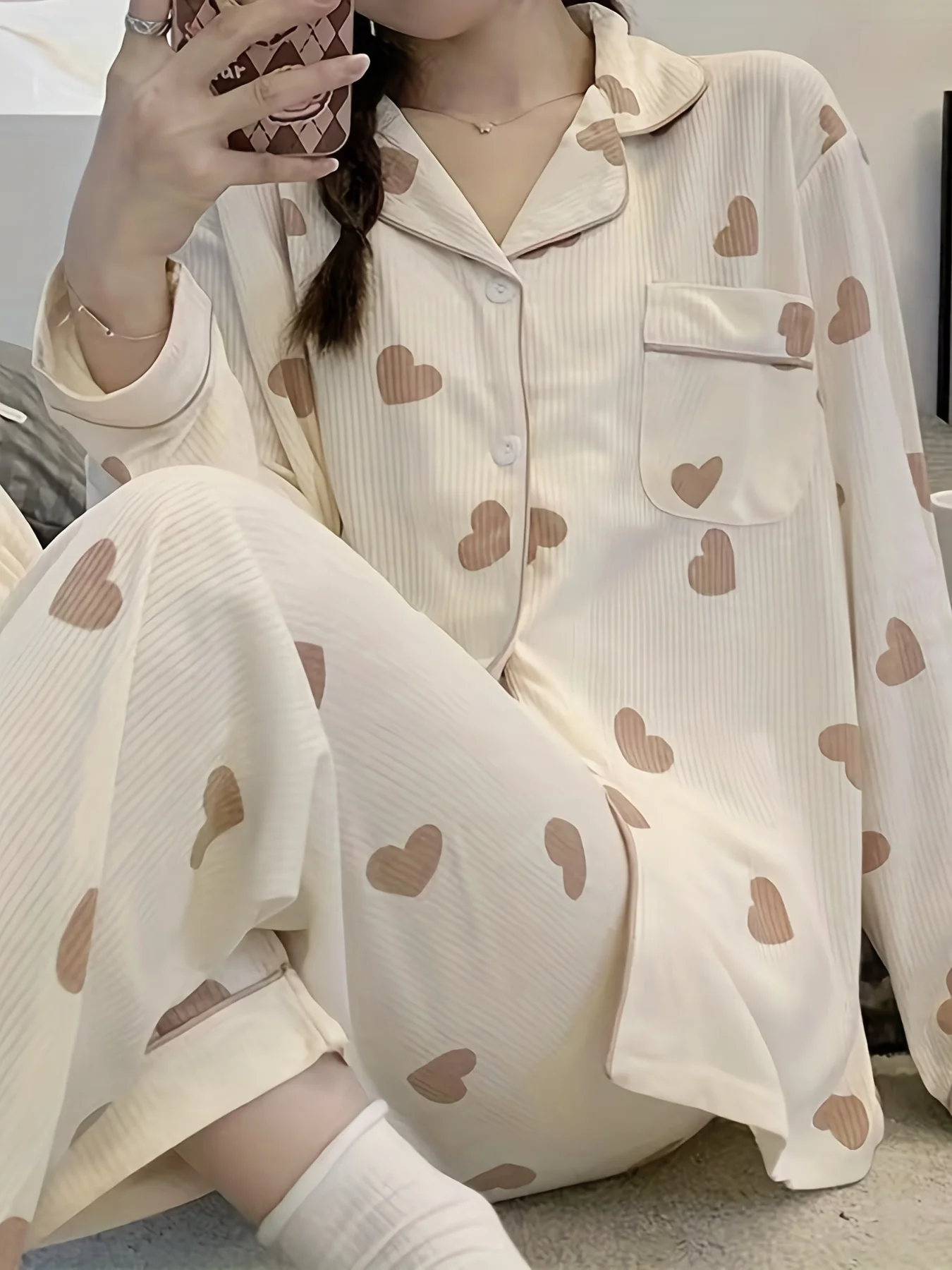 طقم بيجامة نسائية منزلية عصرية بأكمام طويلة مكون من قطعتين بنمط قلب - حلوة وجميلة، مع إحساس بالبساطة. #3