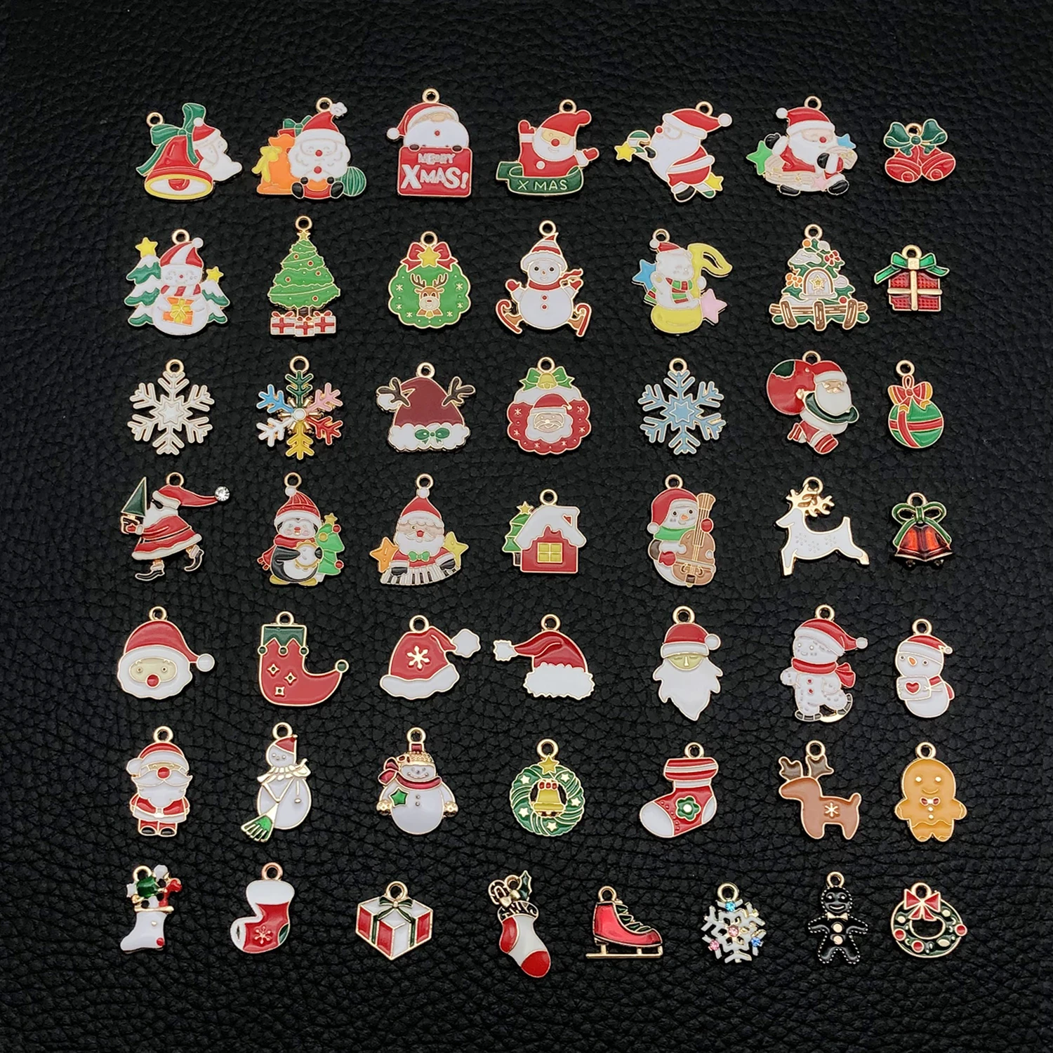 Randomly Mix 20/50Pcs Enamel Christmas Charms Snowman Santa Tree Penguin Reindeer Pendants For DIY Jewelry Making Accessories
