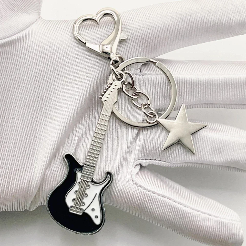 

ZAKOL Y2k Guitar Love Heart Key Chain for Men Women Cool Pentagram Pendant Fashion Rock Punk Accessories Gift