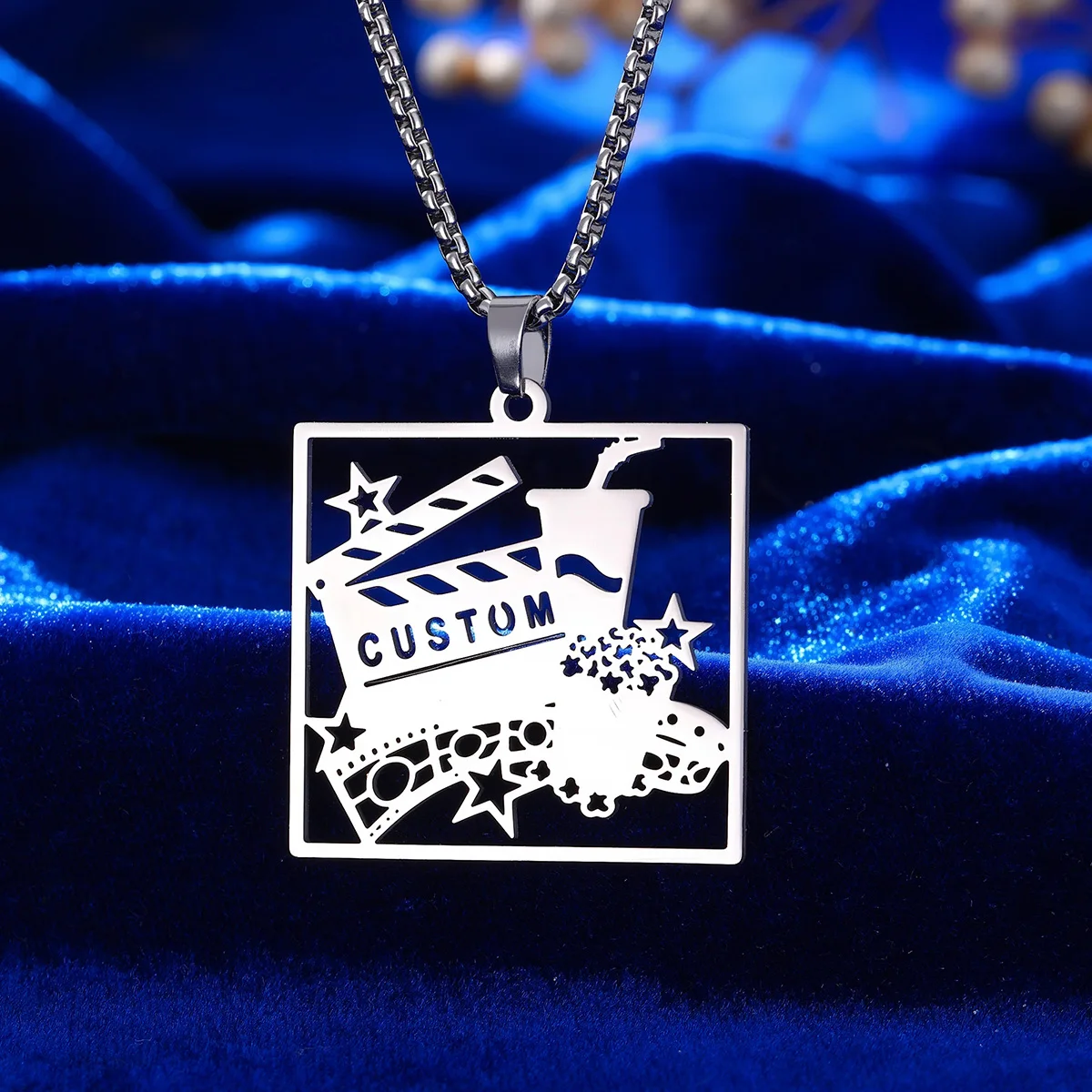 Stainless Steel Seahorse - themed Custom Pendant Necklace for Movie Lovers, Fashionable Jewelry Accessory