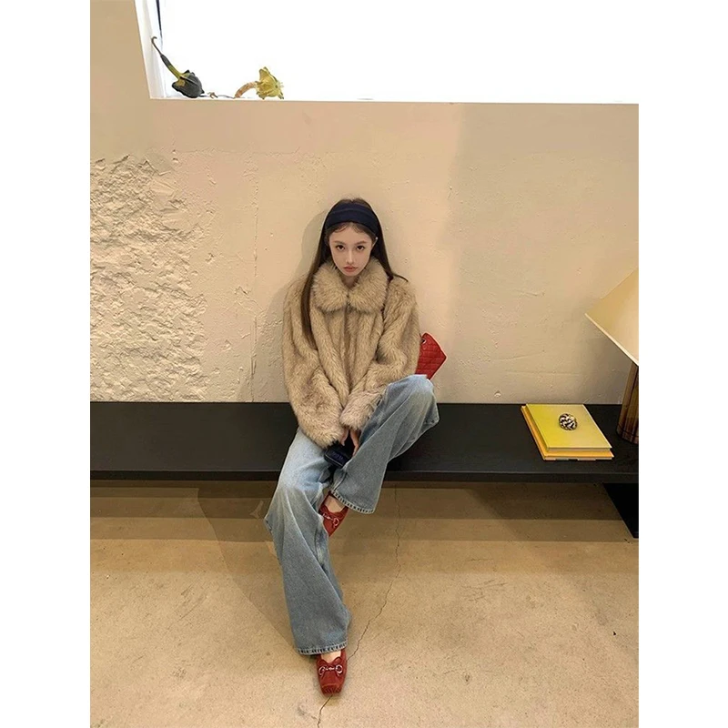 Cropped Faux Fur Coat Women Fashion Streetwear Quilted Fluffy Jacket Winter Korean Elegant Long Sleeve Zipper Furry Outerwears