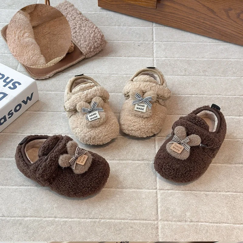 

Зимняя детская повседневная хлопковая обувь, осень 2023, новые милые детские нескользящие удобные теплые плюшевые туфли Мэри Джейн для девочек в стиле ретро