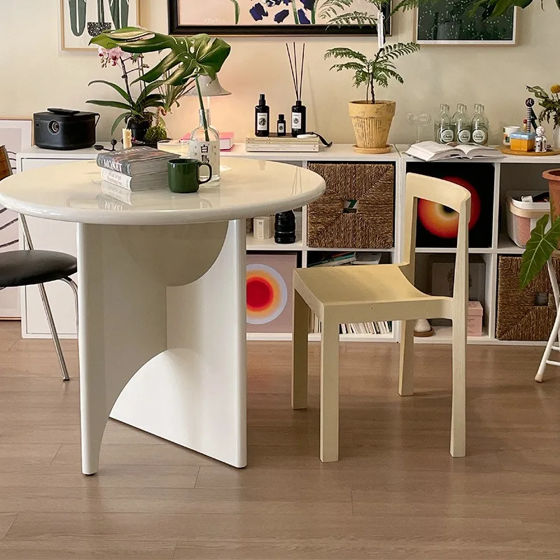 silla-de-comedor-sencilla-estilo-dopamine-ins-respaldo-de-diseno-silla-de-ocio