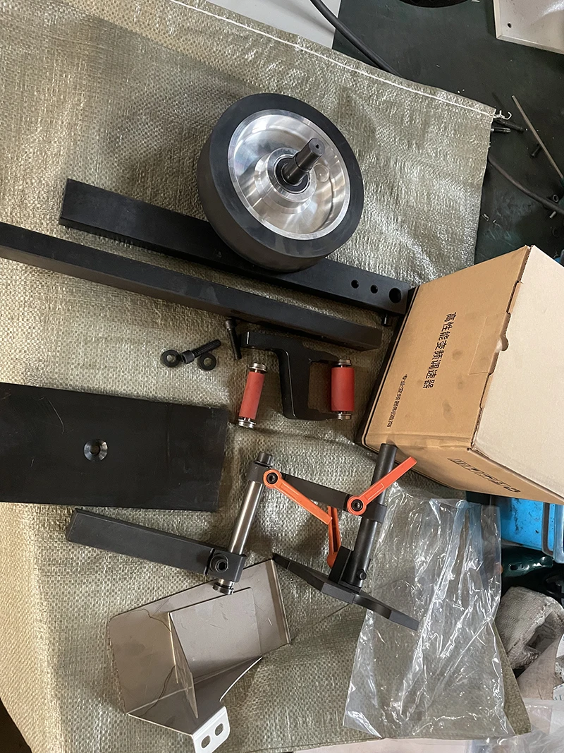 

HotMultifunctional Vertical and Horizontal 3 in 1 2x72 Metal Belt Sander Machine