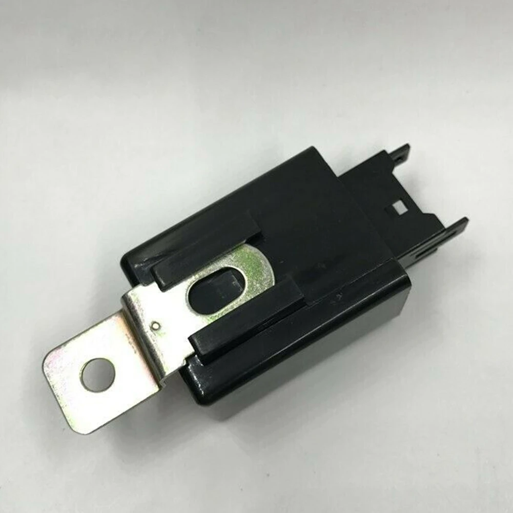 

NEW-Door Central Locking Control Relay For Mitsubishi Pajero Shogun MK2 V31 V32 V33 MB685019