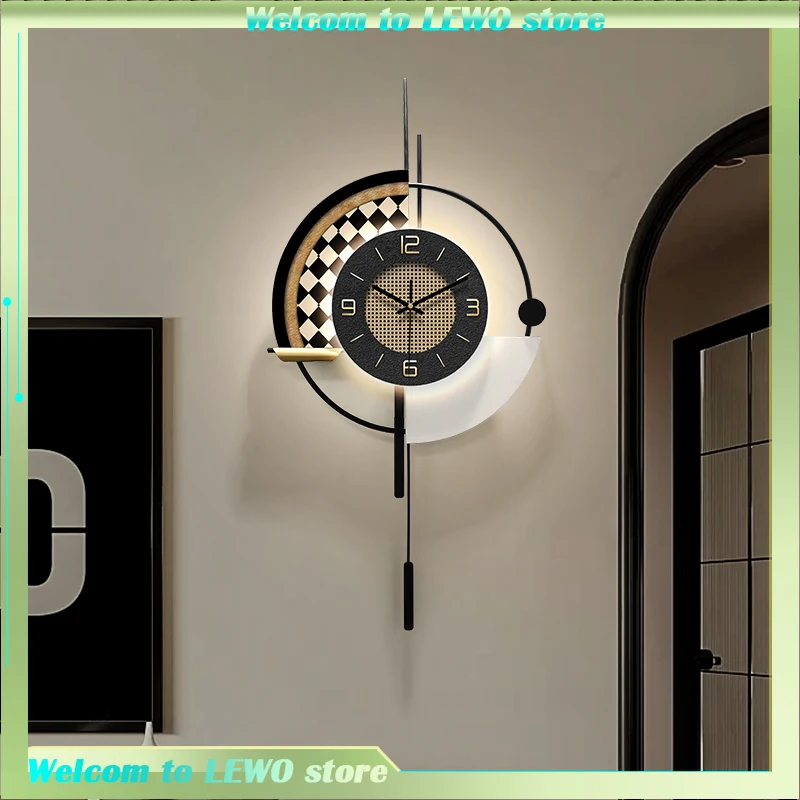 

Italy Unique Wall Clock Aesthetic Luminous Living Room Luxury Wall Clock Battery Hands Orologio Da Parete Home Decorating Items