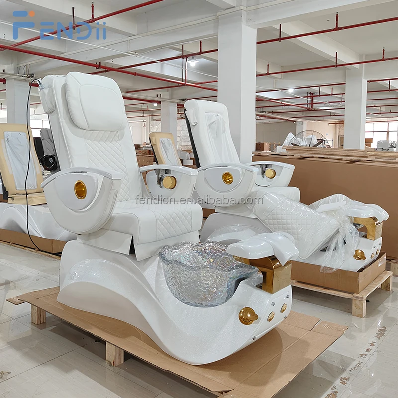 Mobili per salone di bellezza Poltrona da massaggio moderna per pedicure per piedi in oro bianco per uomo
