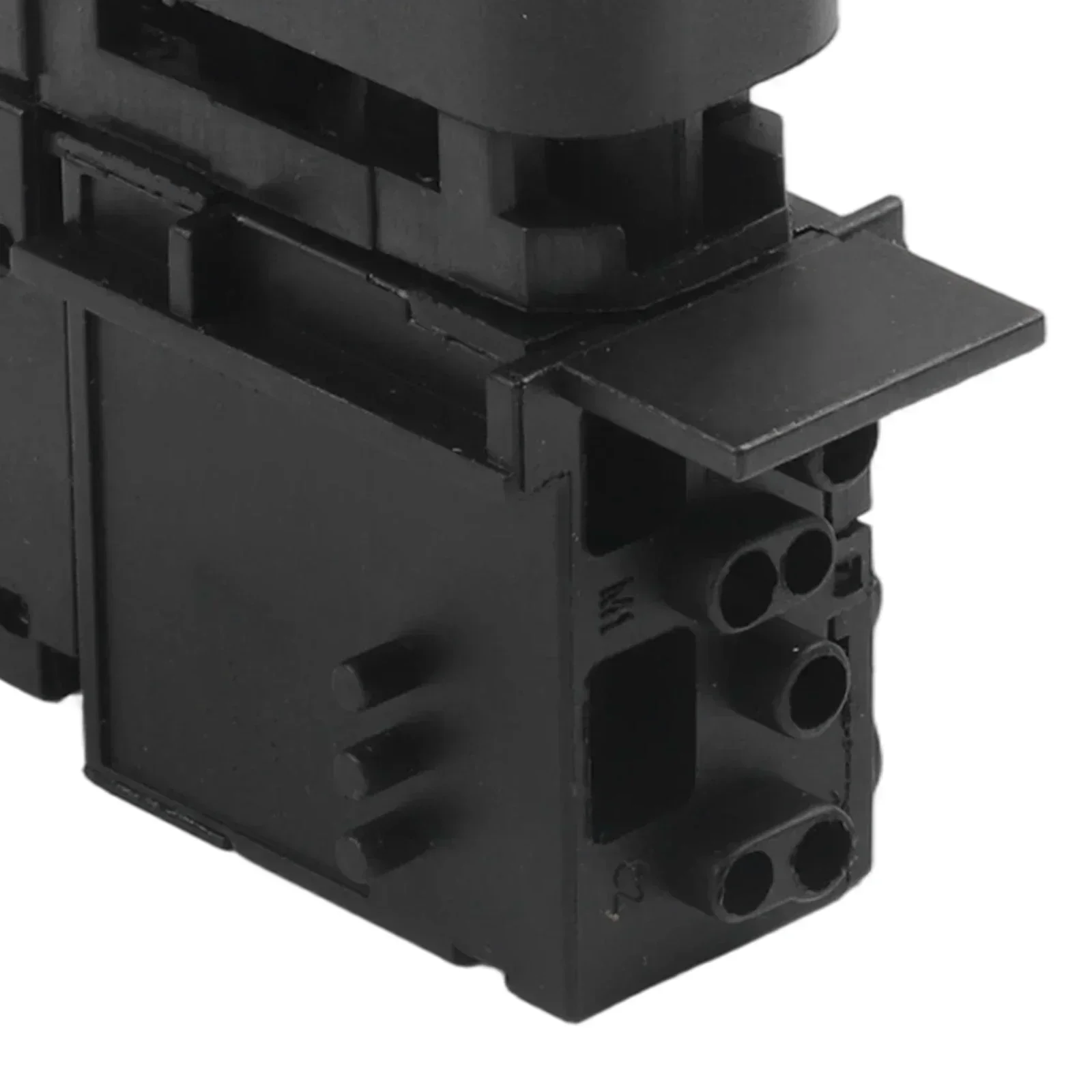 

Electric Hammer Drill Speed Adjustment Switch for DP4011 For HP2051F HP2051 HP2051X4 For HP2050F HP2050 Power Tools