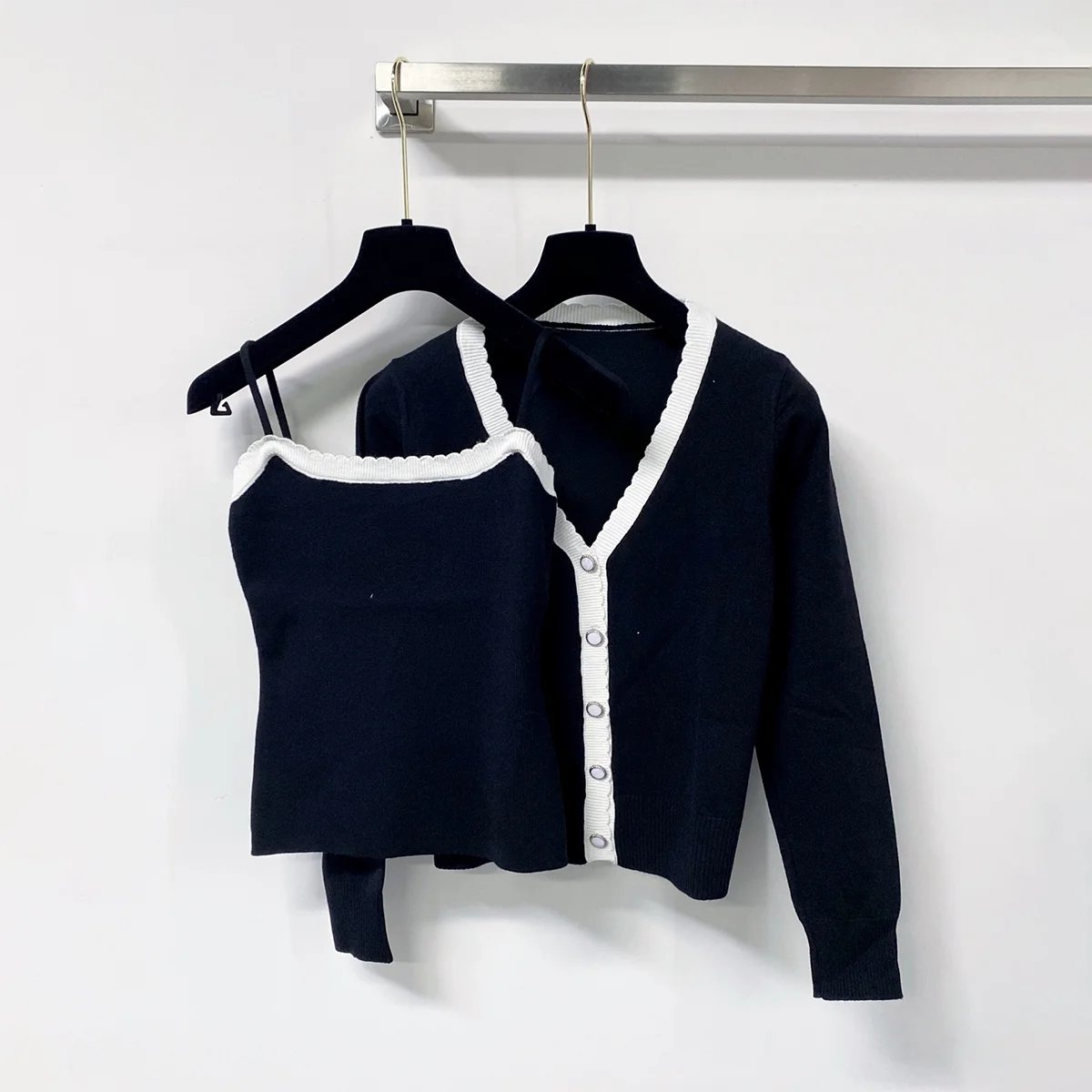 2026 High Quality Women's Cross Color Lace V-neck Knitted Cardigan Strap Set--26921190