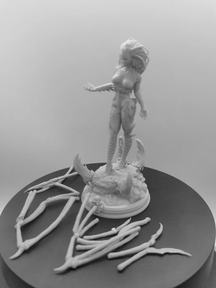

1/24 Scale Resin Figure Spider Queen Assemble Model Kit Unassembled and Unpainted 3D printing toy