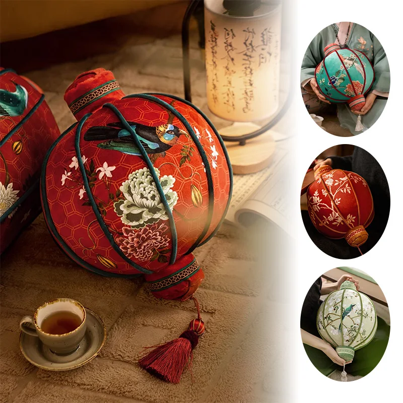 

New Chinese Style Lantern Pillow 2026New Year's Festival Wedding Hanging Ornaments Velvet Throw Pillow Lantern Home Decoration