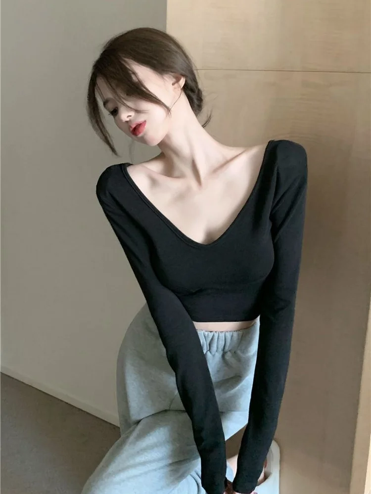 Top a maniche lunghe sexy Abbigliamento donna 2024 Nuova primavera Autunno Basic scollo a V T Shirt Moda femminile Crop Top Coreano Femme Y2K Tees