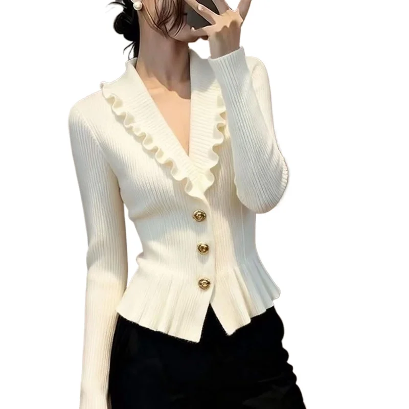 

V-neck Sweater with Lotus Leaf Edge for Women, Good-looking in Autumn and Winter, High-end Unique and Beautiful Temperament Top