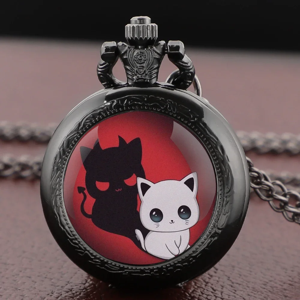 

Evil Kitten Glass Dome Quartz Pocket Watch with chain Arabic Numeral Dial Vintage Men Women Necklace Pendant Creative Clock Gift