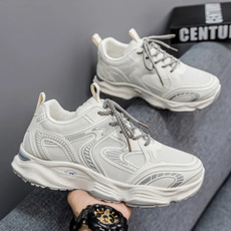 أحذية رجالية صيفية قابلة للتنفس 2025 شبكية جديدة للأب، مضادة للانزلاق بنعل ناعم، متعددة الاستخدامات للجري وغير رسمية