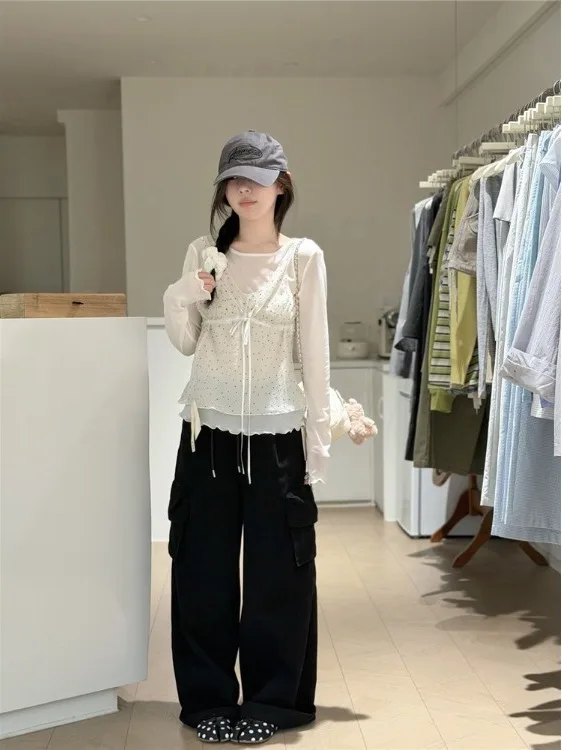 

Sweet Korean Style Two-Piece Set Women's Spring 2026 Floral Long Sleeve T-Shirt with Belted Halter Top High Waist Pants