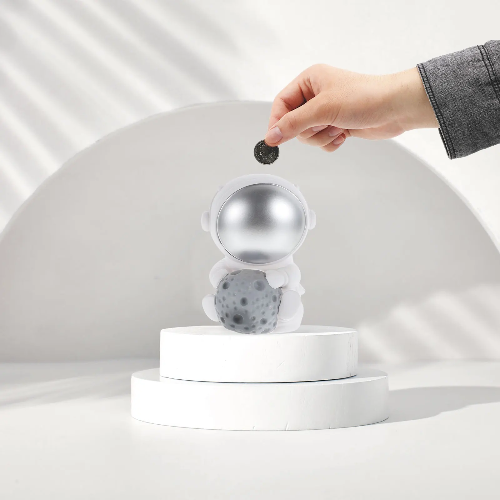 Astronaut Shape Piggy Bank Large Capacity Premium Material Cute Saving Bank For Kids Decorative Desktop Ornament Household