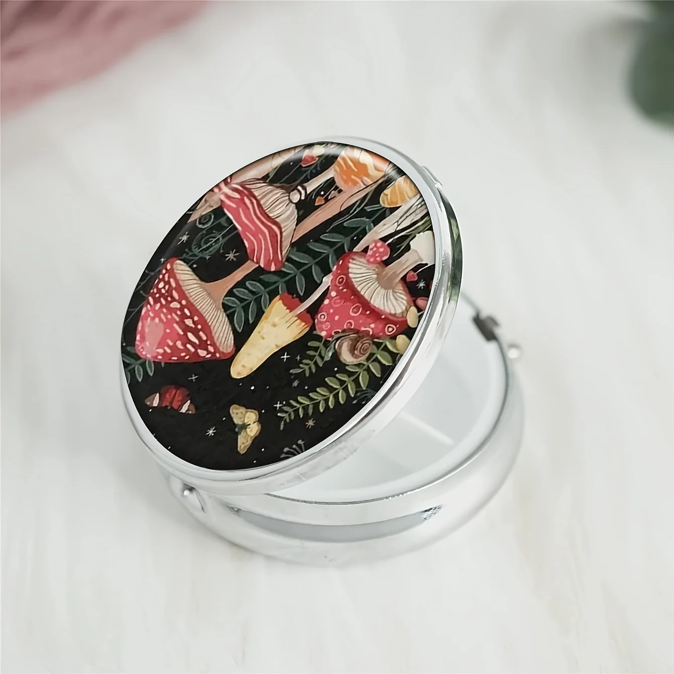 butterfly round medicine box,3compartments decorative pocket wallet portable travel tablets vitamin holder organizer pill box