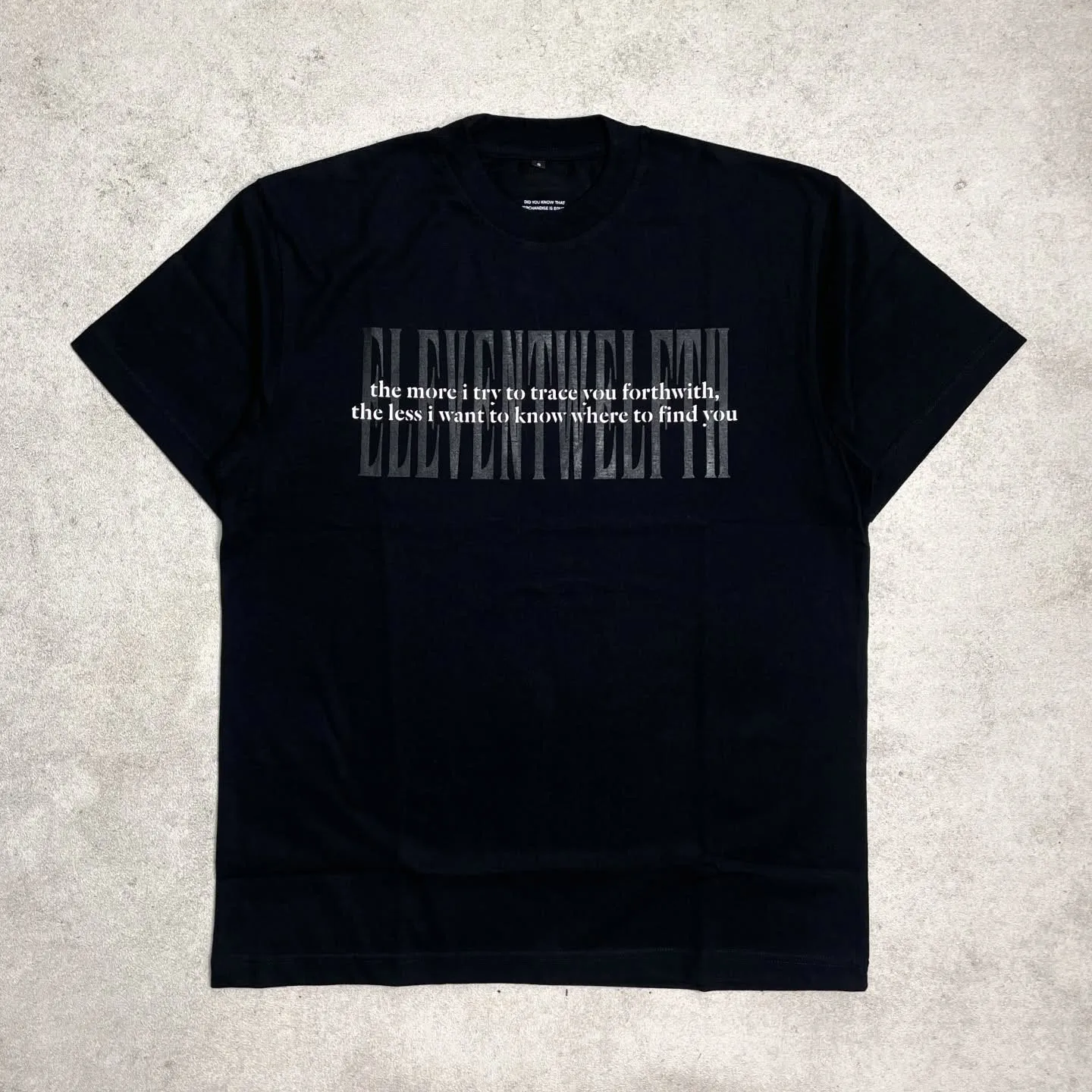 Dark Retro Font Design Artistic Minimalist Loose Short Sleeve T-Shirt Unisex Breathable Cotton round Neck Letter Pattern Top