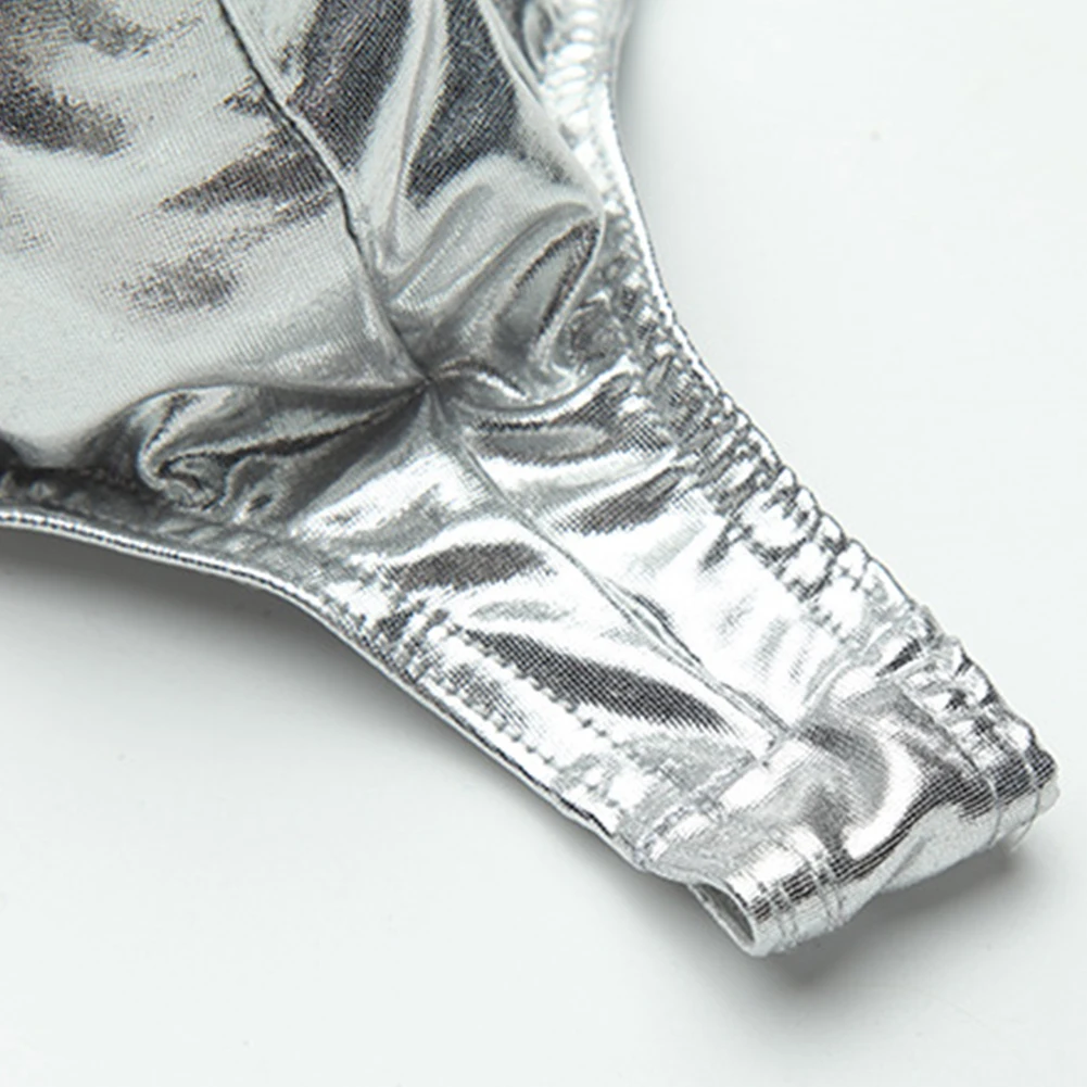 

Мужские мокрые блестящие кожаные трусы с Т-образной спинкой, сексуальное мужское нижнее белье Tоy, летние бесшовные мужские трусы, стринги, мужские трусы с мешочком для геев