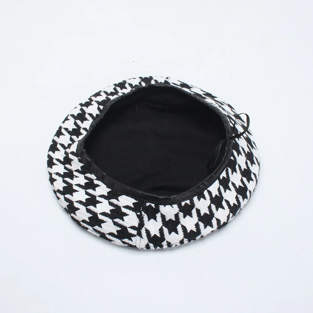 High Quality Hat Ladies Winter European and American Fashion Black and White Houndstooth Beret Painter Hat Flat Cap Artist Hat