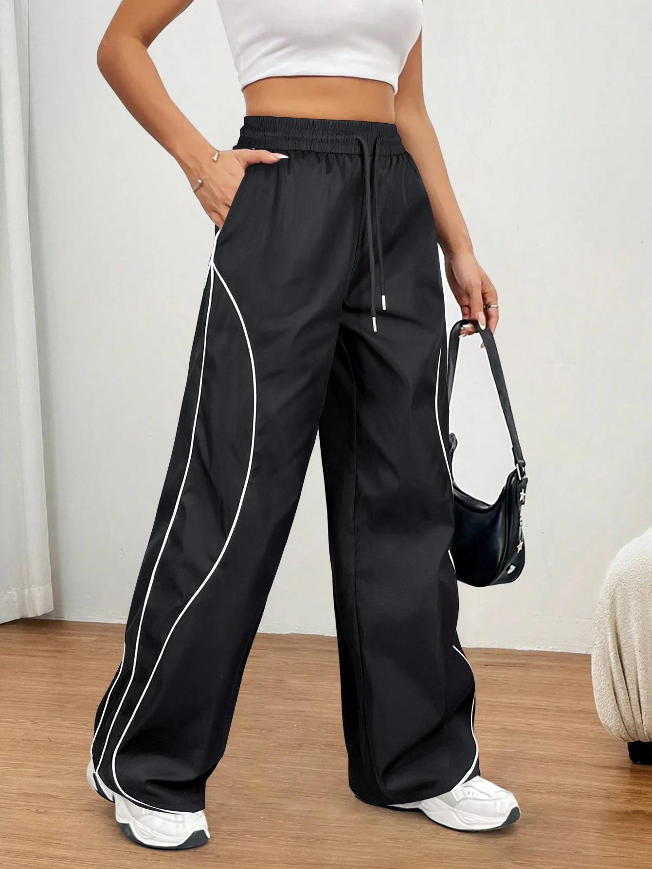 กางเกงคาร์โก้ทรงหลวมขาบานเอวยางยืดลายทางสไตล์ Y2K สำหรับผู้หญิง เอวกลาง มีเชือกผูก