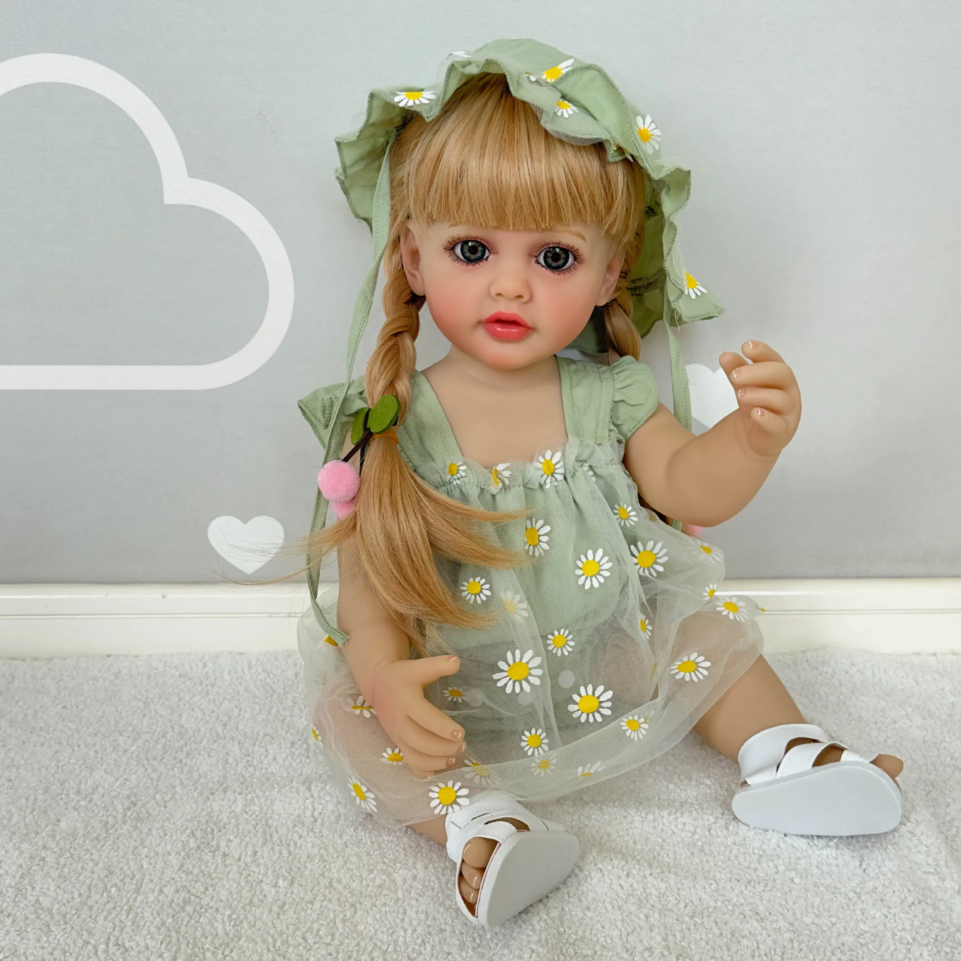 

Bebes Reborn doll 55cm full plastic imitation doll Ordinary colored paste wig cover