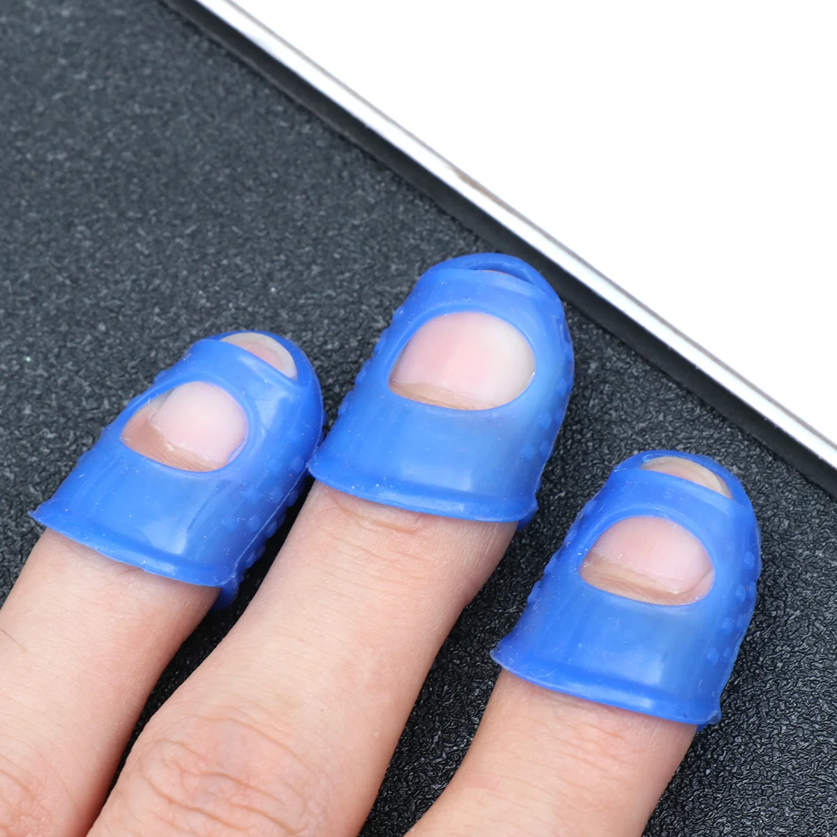 

3 Pcs Washable Finger Covers Silicone Guard Guitar Fingertip Protector Protective Case Anti-scalding Grips Tips Protection