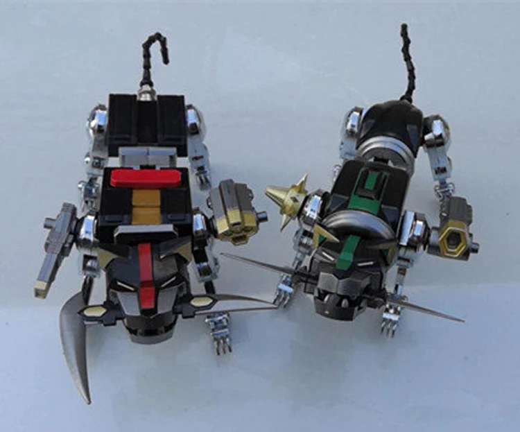 FJ GOD LION รุ่นดาร์ก อิดิชั่น 5-in-1 คอมไบเนอร์ ทรานส์ฟอร์เมชั่น ซูเปอร์อัลลอย เมชา ทอย