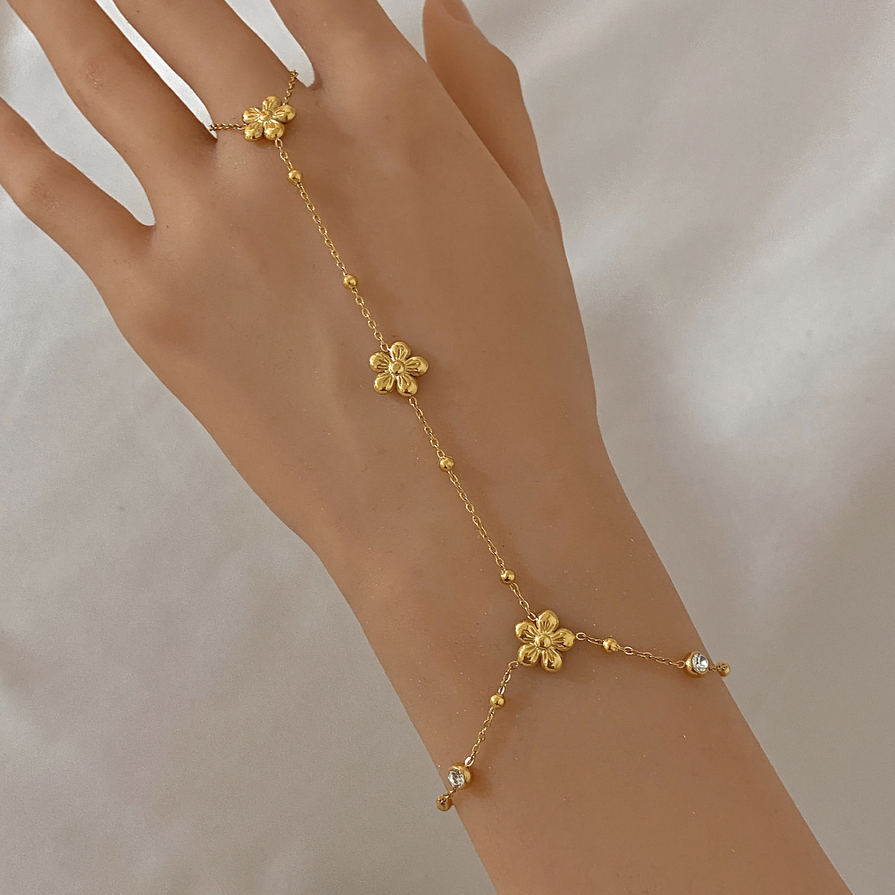 AENSOA Damen Edelstahl Minimalistischer Blumenstil Handrücken-Kette Finger Zierlicher Zirkon Ring Armband Geburtstagsgeschenk – Detail 8