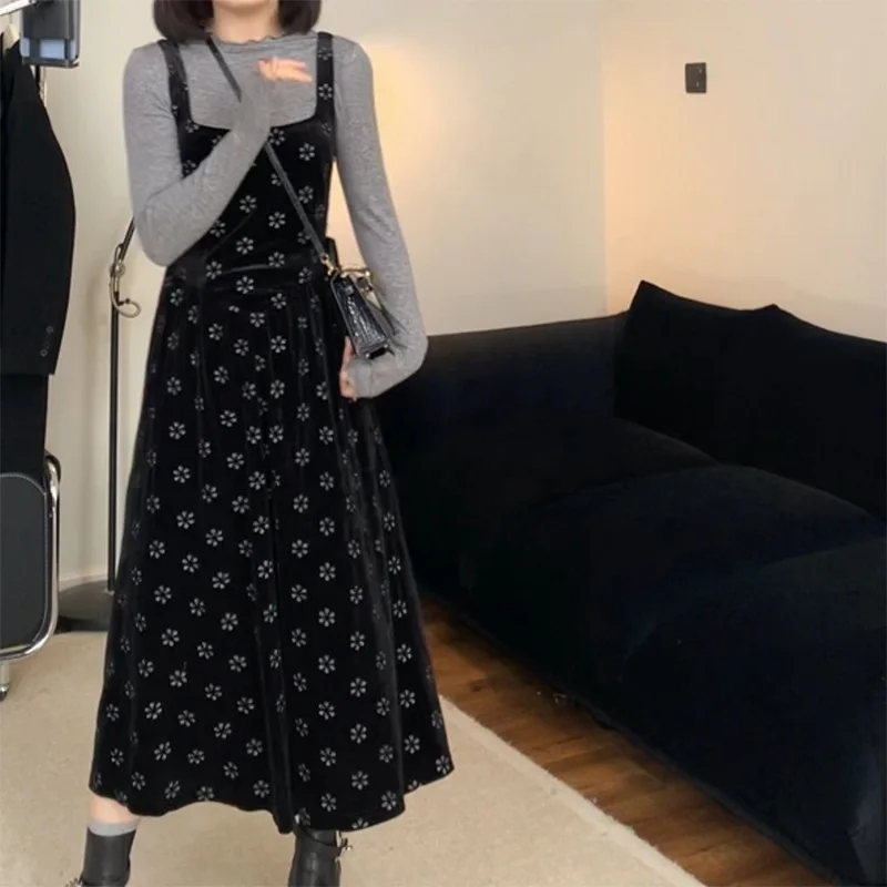 2025 ใหม่วินเทจฤดูหนาวภาษาฝรั่งเศสคํากํามะหยี่สีดําดอกไม้ชุดลําลองผู้หญิงElegant Slim FitเอวPetiteสุภาพสตรีชุดยาว
