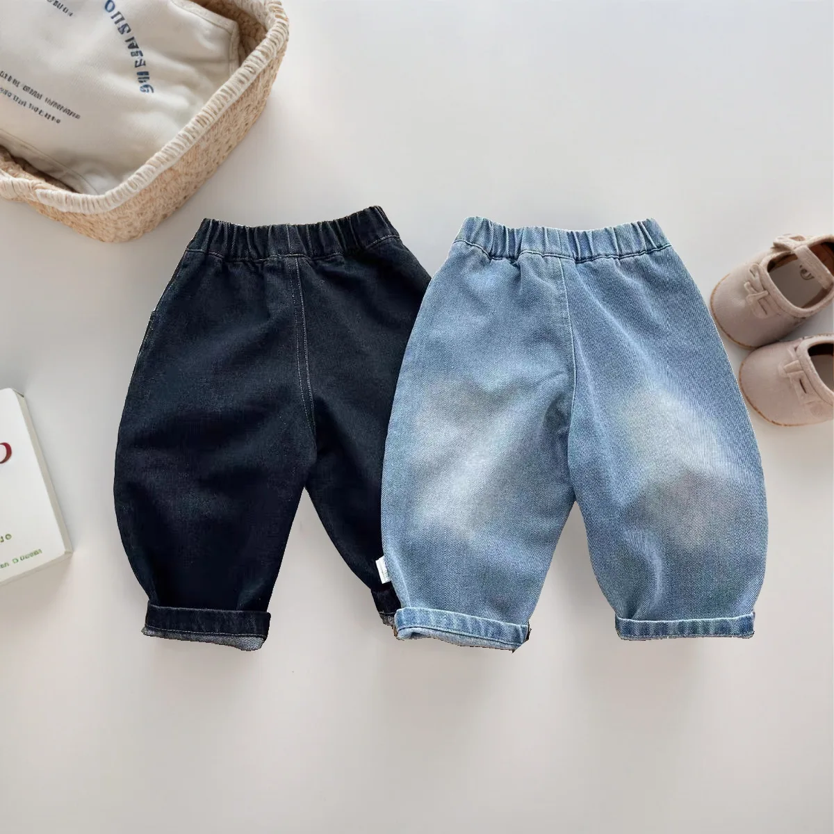 New Boys Streetwear Retro Jeans 2025 Autumn Baby Girls Elastic Waist Loose Jean Pants Childrens Denim Trousers