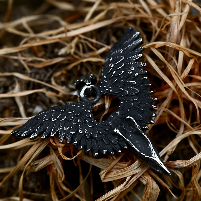 BEIER 2022 New Arrival 316L Stainless Steel Skull Crow With Wings Pendant Necklace For Men Antique Color Jewelry Wholesale