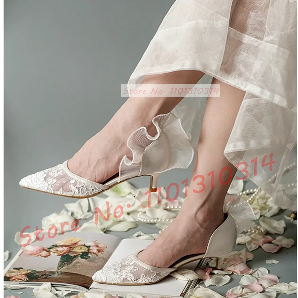 

Lace Ruffle Mid Heel Wedding Pumps Women White Pointy Toe Fantasy Embroidery Elegant Shoes Sheepskin Slip-on 4.5cm Satin Pumps