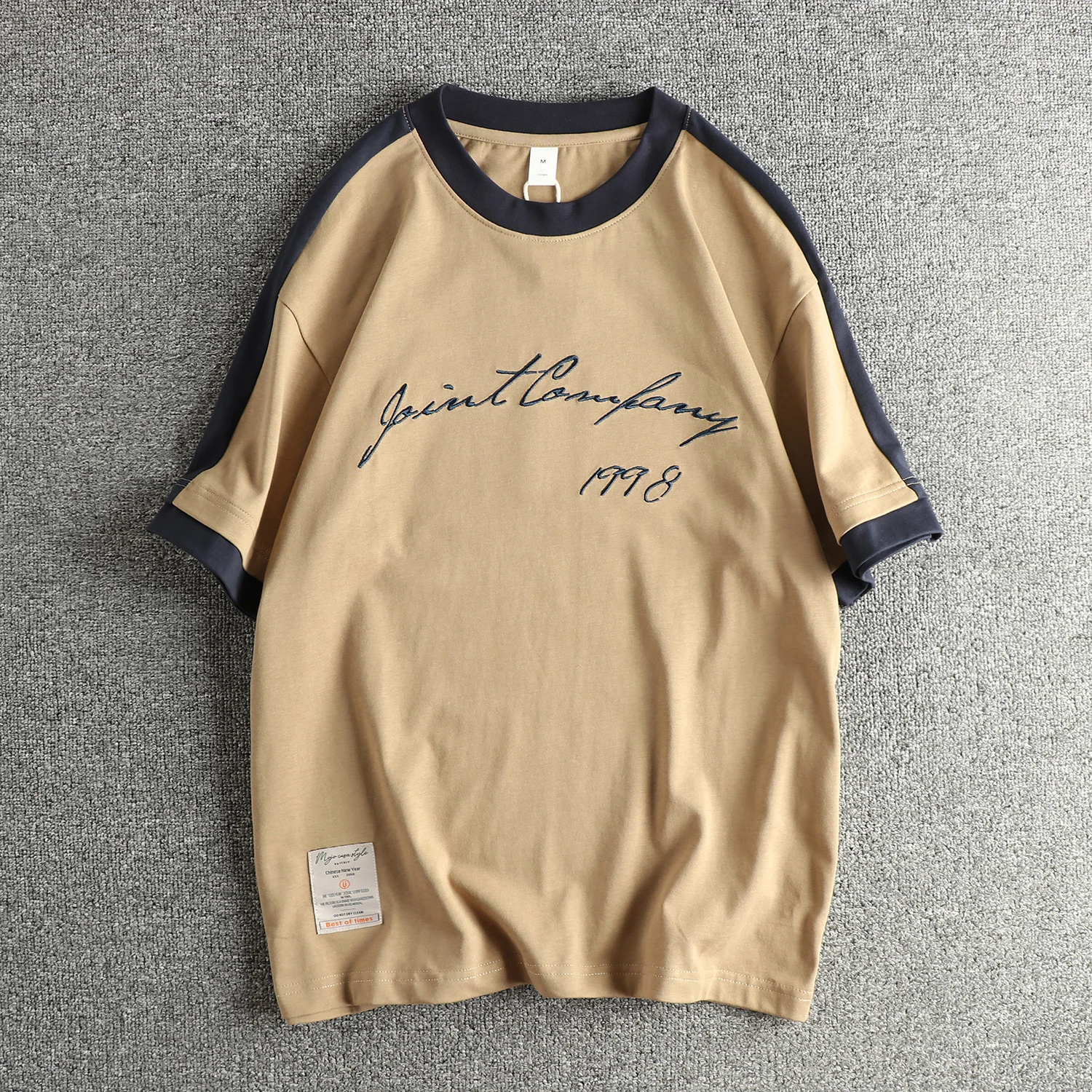 

100% cotton embroidery splicing design short-sleeved T-shirt for men washing retro trendy young half-sleeved