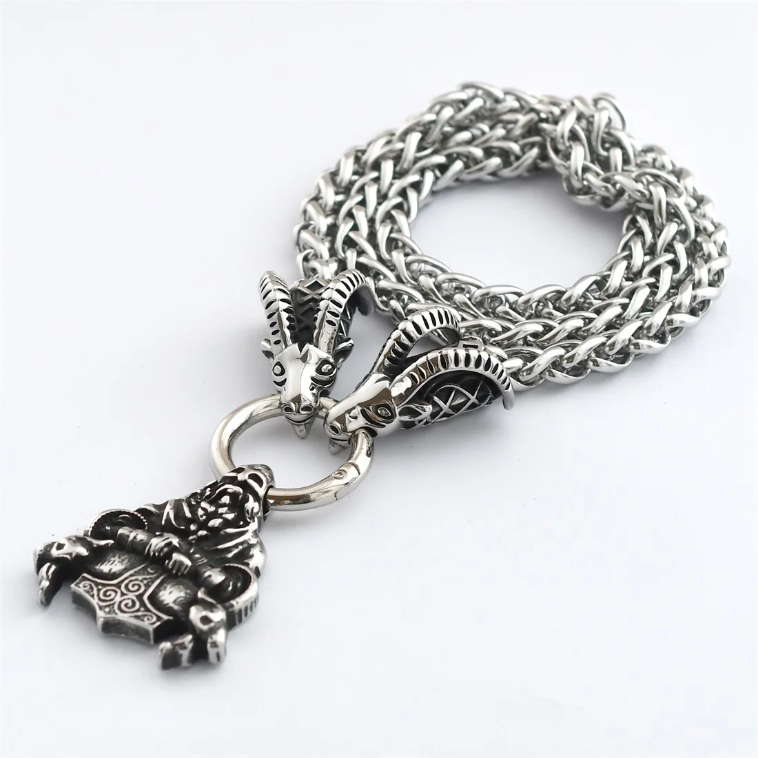 Viking Odin Warrior Double Sheep Head Pendant Necklace Stainless Steel Sheep Head Chain Rune Amulet Men's Jewelry