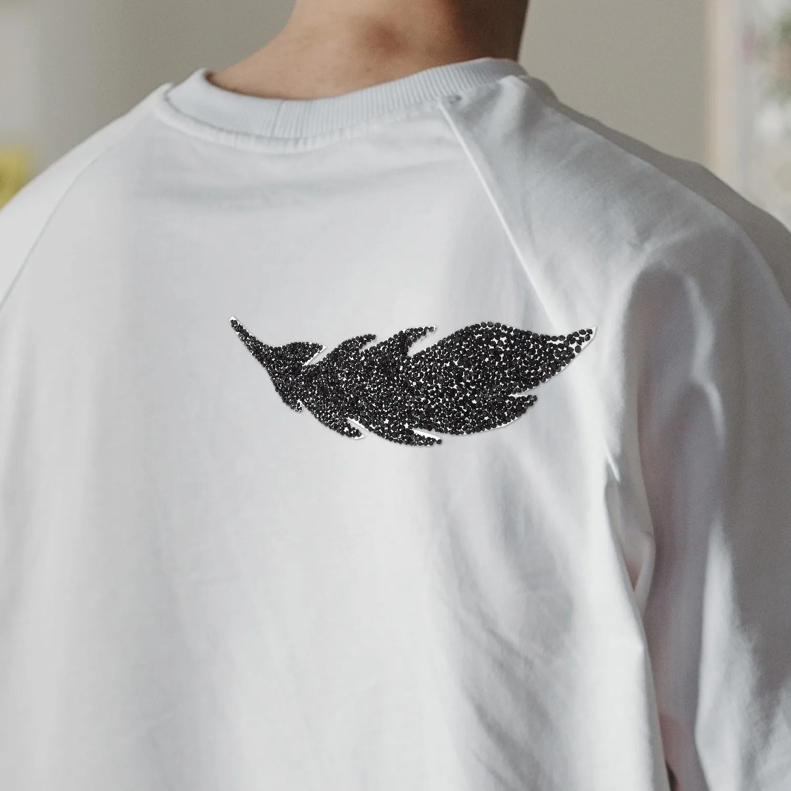 

4Pairs Water Drill Iron Patches Wear Resistant Clothes Patches DIY Decorative Hat Coat Small Clothes Supply Hat Accessories