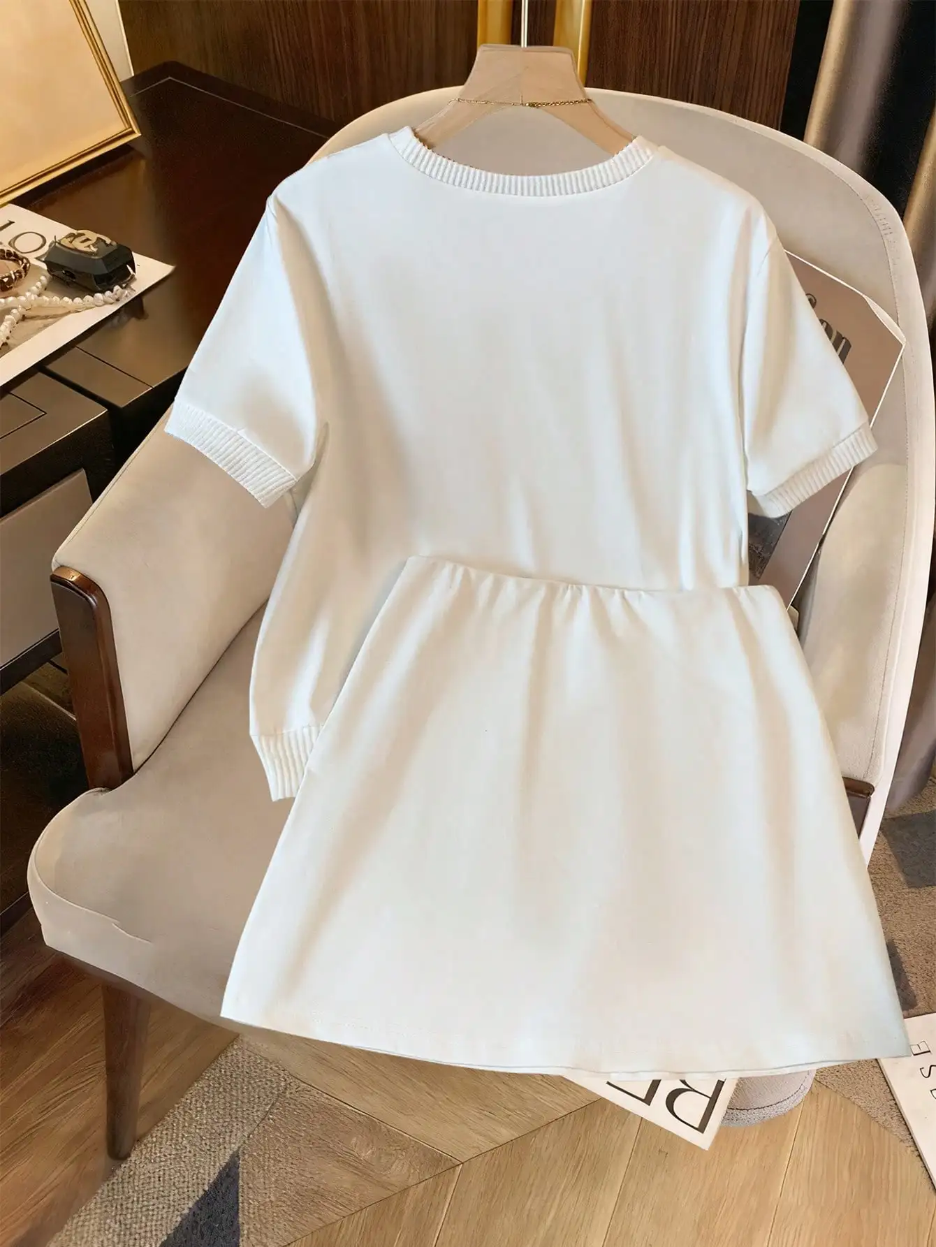 

Women's Round Neck Rhinestone Short Sleeve Top And Mini Skirt Casual Matching Set