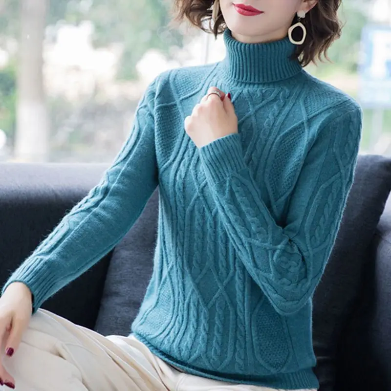 

High Collar Warm Twist Knitt Base Shirt Women Outer Wear Autumn New Short Sweater Loose Long Sleeve Chic Pullover Sweater E11584