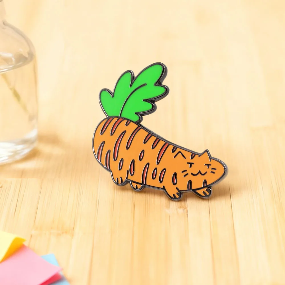 Carrot cat enamel brooch creative vegetable tabby cat lapel pin fun badge bag clothing accessories