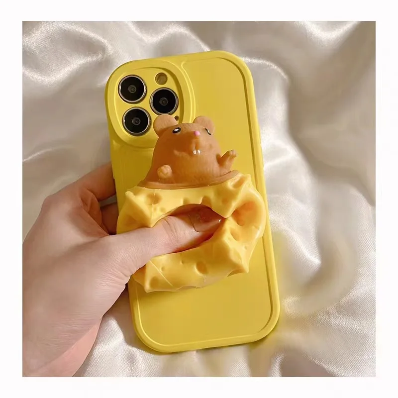 

Cute Mouse Cheese Press Relieve Stress Phone Case for iPhone 13 12 11 14 Pro Max XS XR X SE 7 8 Plus Decompress Shockproof Cover