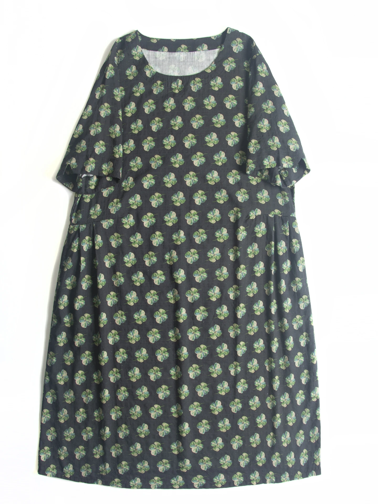 ฤดูร้อน 2025 ชุดเดรสผ้าฝ้ายลินินพิมพ์ลายศิลปะ สไตล์หลวม ใส่ได้หลายโอกาส ลำลอง ช่วยพรางหุ่น ความยาวปานกลาง