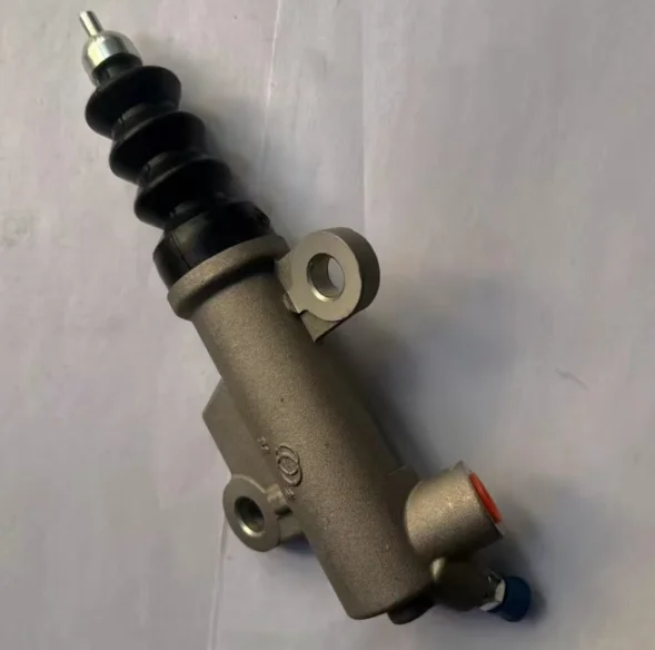 

Original 8-98310520-0 Brand New Clutch Slave Cylinder For Isuzu D-max High Quality