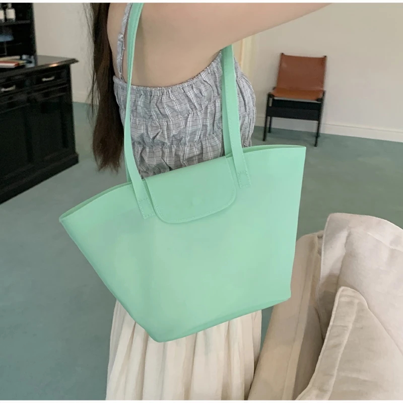 Macaron Color Shoulder Bag Fresh Solid Color Transparent Jelly Bag Summer Fashion Minimalist New Women's Commuting Armpit Bag