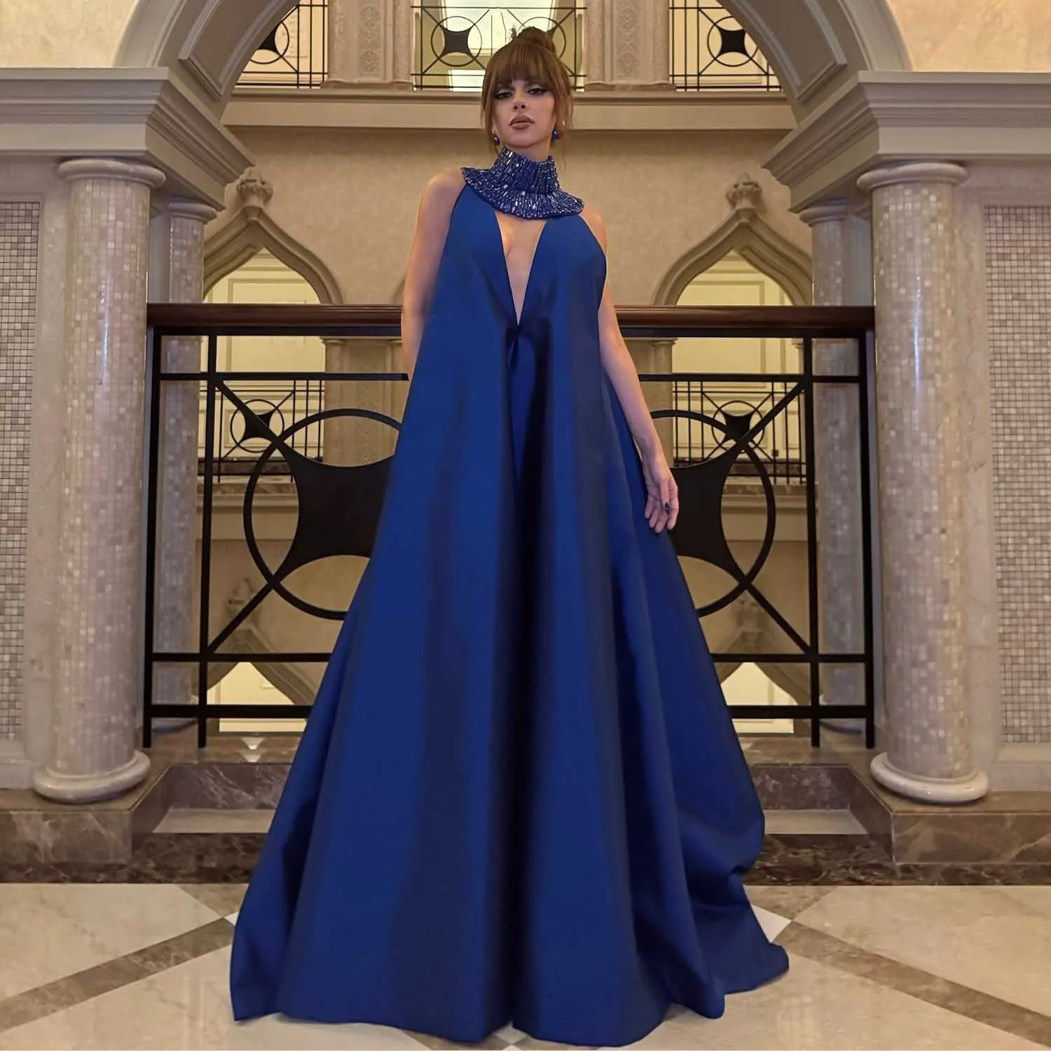 

Royal Blue Taffeta Prom Dresses Oversize Crystals High Neck Arabic Evening Party Dress Women Formal Outfit فساتين سهرة Custom