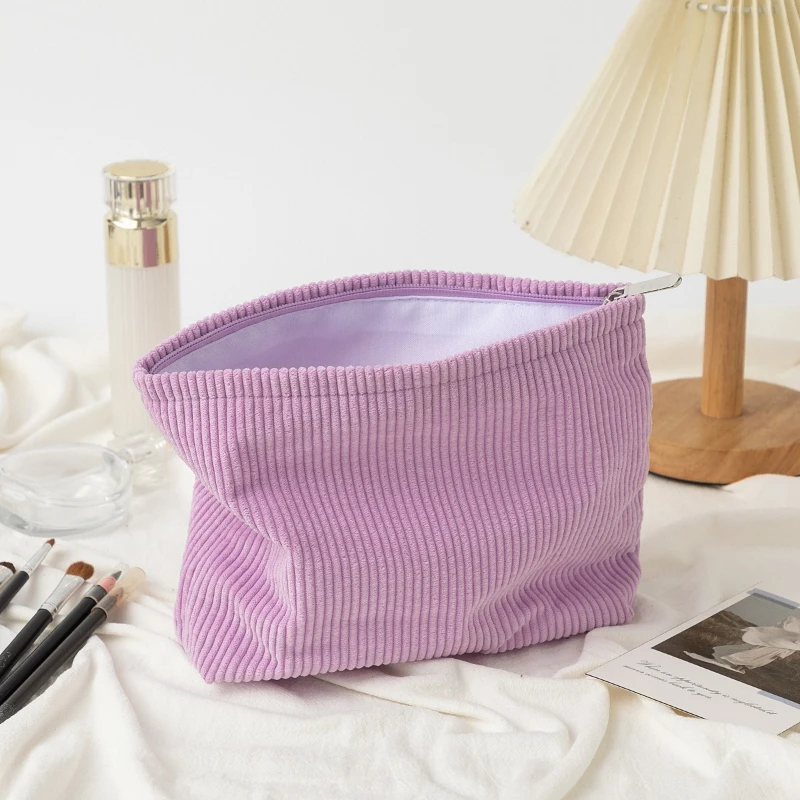 Personalised corduroy chunky knit make-up bag for women with lettering – portable make-up organiser and bridesmaid gift