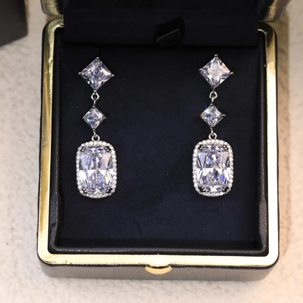 Platinum Diamond Super Sparkling Earrings Grandmother Cut Square Diamond Earrings Goddess Style 2024 New Earrings