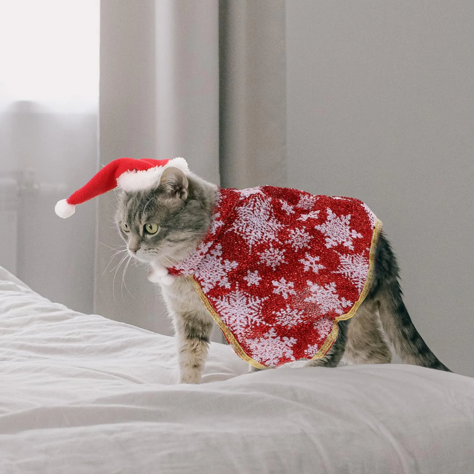 

Funny Cat and Dog Clothes Christmas Hat Cloak Suit Adorable Party Pet Outfit Cosplay