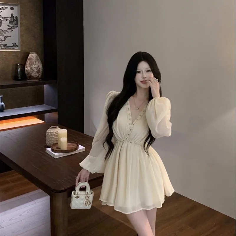

Spring Summer 2026 New Vintage Fairylike Chiffon Dress Slimming Gentle Style Initial Love OL Midi Dress European Style Citywalk
